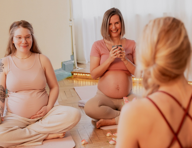 CarolineWagler_Schwangerenkurse_Tee_quer